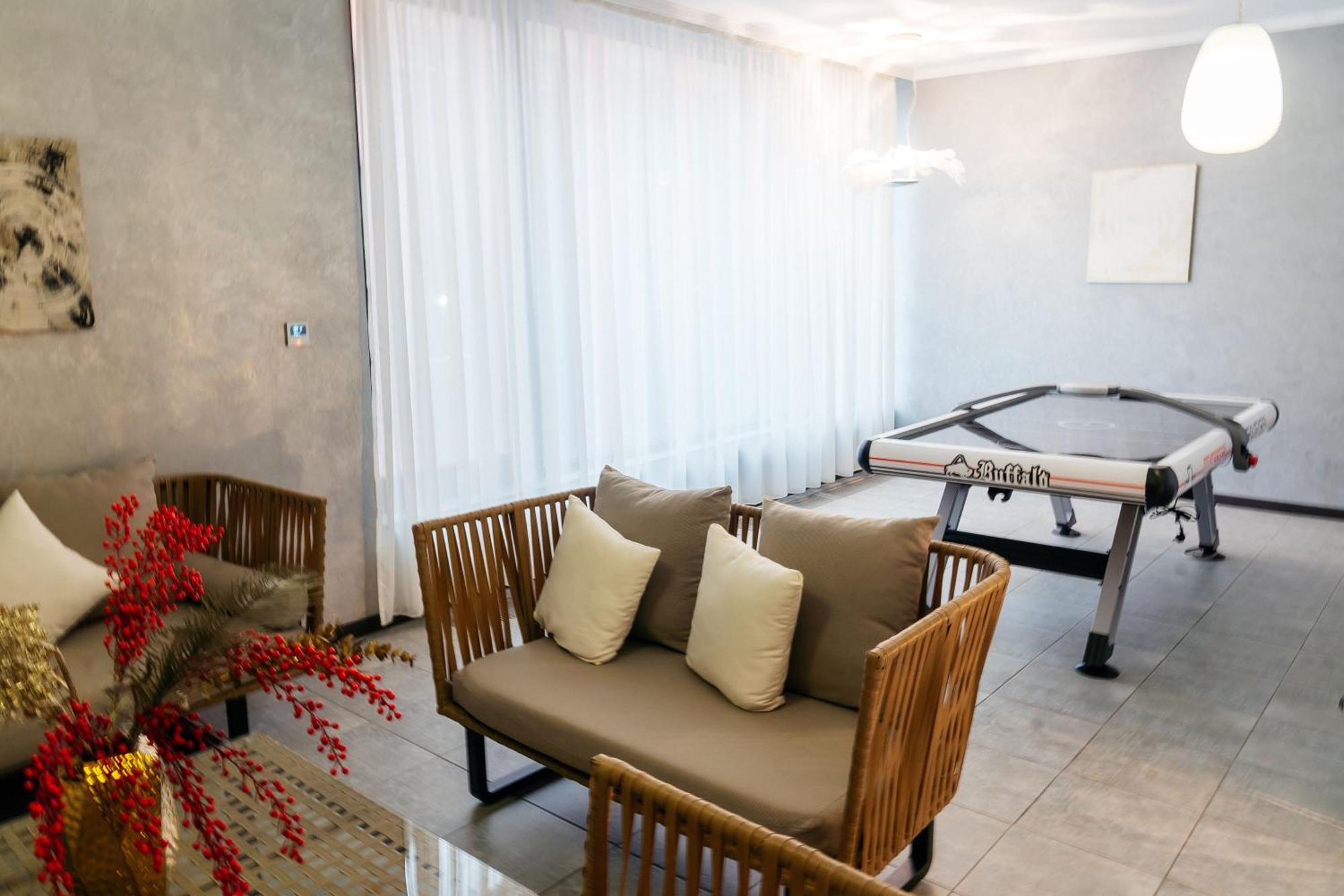 ABK Hotel Atiraw Buitenkant foto