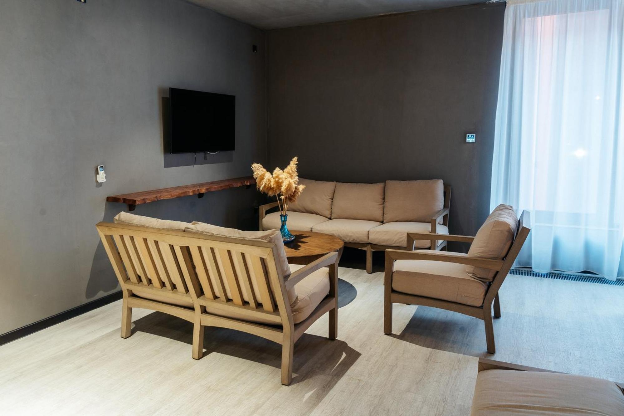 ABK Hotel Atiraw Buitenkant foto